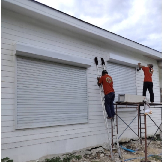 บานม้วนไฟฟ้าสำหรับหน้าต่าง