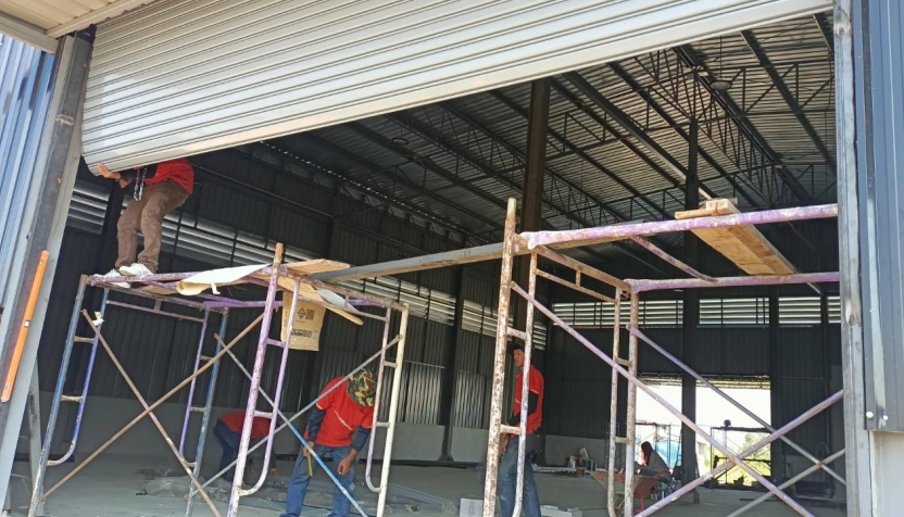 ประตูม้วนไฟฟ้าสำหรับตึกแถว