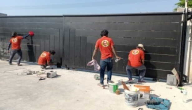 ประตูเลื่อนบานซ้อน